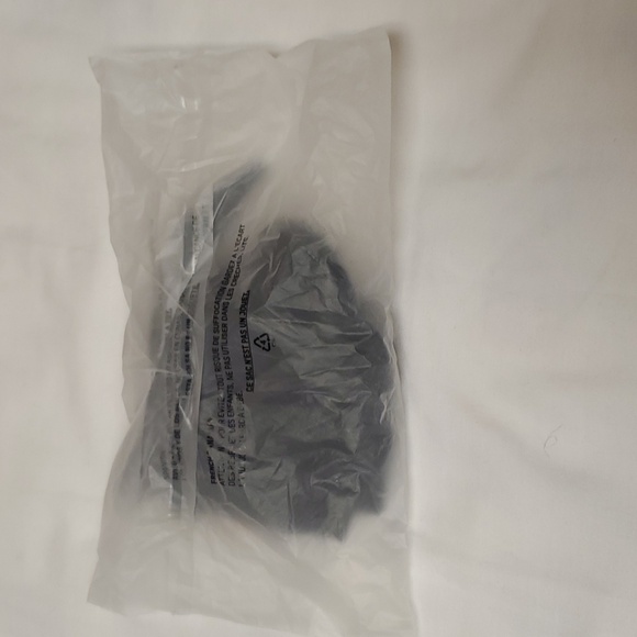 SKIMS Knotted  Bandeau Bikini Top in Onyx Size M - Picture 6 of 6